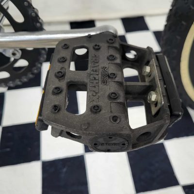 MKS Pedals appear to be original!